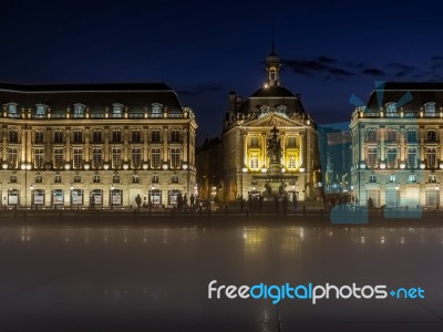 Miroir D'eau At Place De La Bourse In Bordeaux Stock Photo