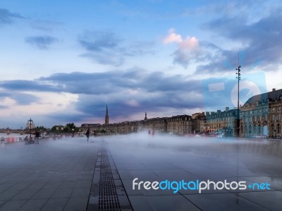 Miroir D'eau At Place De La Bourse In Bordeaux Stock Photo