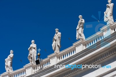 Monuments On The Saint Peter Basilica Roof Stock Photo