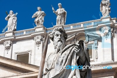 Monuments On The Saint Peter Basilica Roof Stock Photo