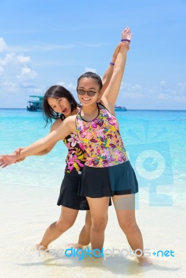 Mother And Daughter On The Beach At Similan Islands, Thailand Stock Photo