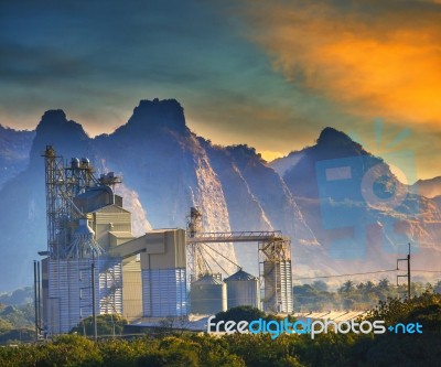 Mountain Scene Of Heavy Industry Of Limestone Manufacturing In M… Stock Photo