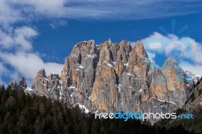 Mountains In The Valley Di Fassa Near Pozza Di Fassa Trentino It… Stock Photo