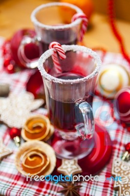 Mulled Wine With Spices And Gingerbread Cookies Stock Photo