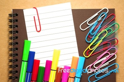 Note Paper With Colorful Marker And Clips Stock Photo