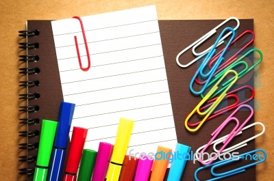 Note Paper With Marker Pen And Paperclips Stock Photo