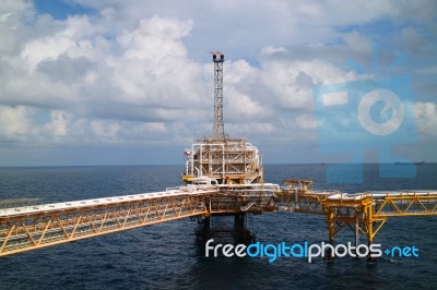 Offshore Construction Platform For Production Oil And Gas Industry Stock Photo