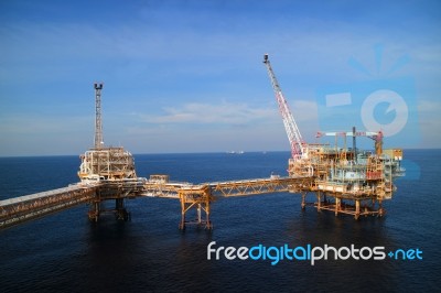 Offshore Construction Platform For Production Oil And Gas,oil And Gas Industry Stock Photo