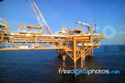 Offshore Construction Platform For Production Oil And Gas,oil And Gas Industry Stock Photo