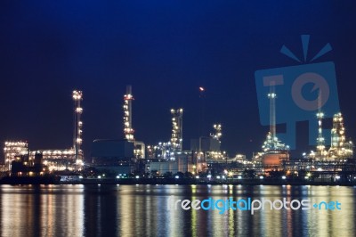 Oil Refinery Plant Stock Photo