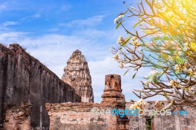 Old Ancient Pagoda In Lopburi Thailand, With Old Exterior Brick Wall Background Vintage Style Grung Texture Stock Photo