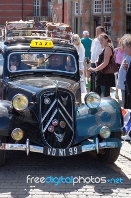 Old Citroen Taxi In Whitby Stock Photo