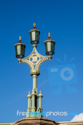 Old Fashioned Lamp In London Stock Photo