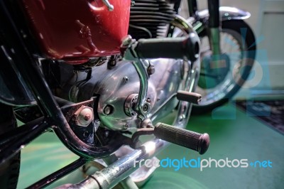 Old Royal Enfield Motorcycle In The Motor Museum At Bourton-on-t… Stock Photo