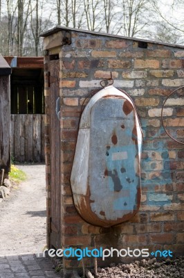 Old Tin Bath At St Fagans National History Museum Stock Photo