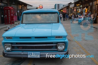 Old Vintage Blue Chevrolet Car At Night Market, Srinakarin Road Stock Photo