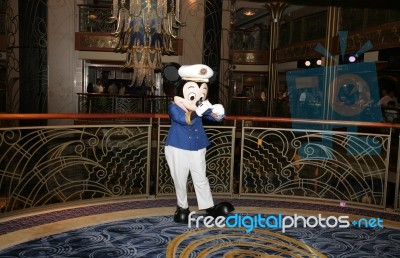 Orlando, Fl - Feb 3:  Popular Cartoon Character Mickey Mouse Sig… Stock Photo