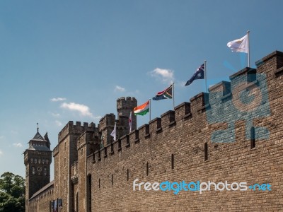 Outer Wall Of Cardiff Castle Stock Photo