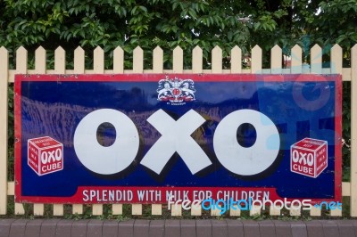 Oxo Sign At Sheffield Park Station Stock Photo