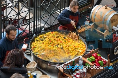 Paella For Sale In Covent Garden Stock Photo