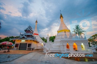 Pagoda In Sunset At Wat Phra That Doi Kong Mu, Mae Hong Son Stock Photo