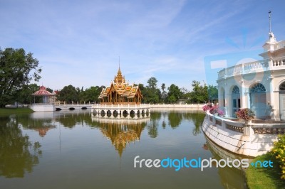 Palace Center Pond In Thailand Stock Photo