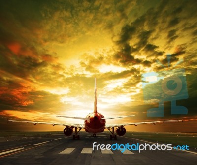 Passenger Plane Ready To Take Off On Airport Runways Use For Tra… Stock Photo