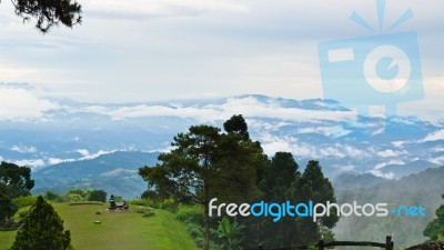 Peak For Stunning Views Of Mountains Clouds And Fog Stock Photo