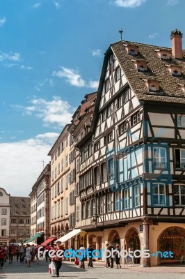 Pedestrianised Shopping Centre In Strasbourg Stock Photo