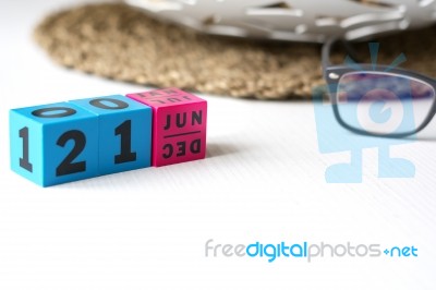 Perpetual Calendar Set At The Date Of June 21 Stock Photo