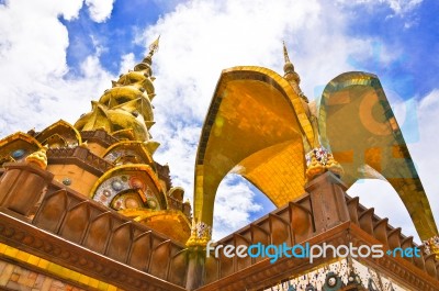 Phasornkaew Temple In In Khao Kor, Phetchabun Stock Photo