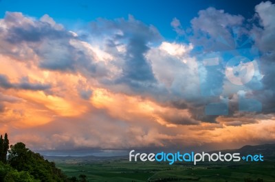 Pienza, Tuscany/italy - May 19 : Farmland Below Pienza In Tuscan… Stock Photo