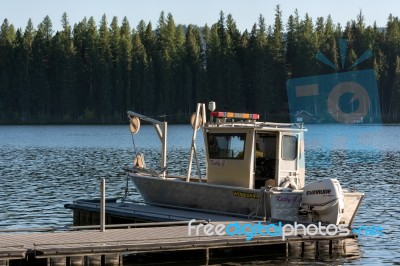 Placid Lake, Montana/usa - September 20 : Boat On Placid Lake In… Stock Photo