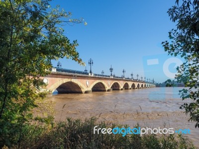 Pont De Pierre (peter's Bridge) Over The River Garonne In Bordeaux Stock Photo