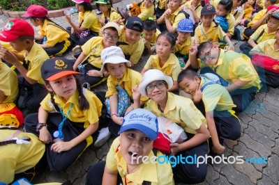 Primary Students Visit The Zoo, In The Jul 27, 2016. Bangkok Thailand Stock Photo