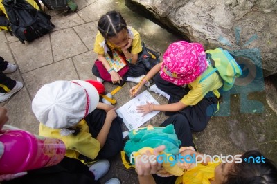 Primary Students Visit The Zoo, In The Jul 27, 2016. Bangkok Thailand Stock Photo