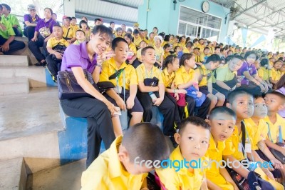 Primary Students Visit The Zoo, In The Jul 27, 2016. Bangkok Thailand Stock Photo