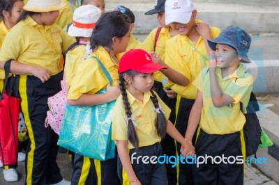 Primary Students Visit The Zoo, In The Jul 27, 2016. Bangkok Thailand Stock Photo