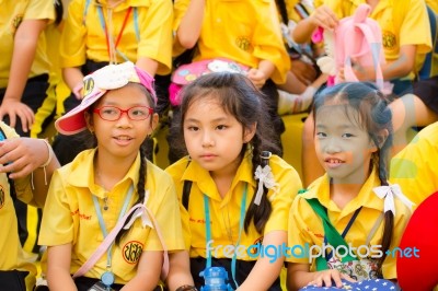 Primary Students Visit The Zoo, In The Jul 27, 2016. Bangkok Thailand Stock Photo