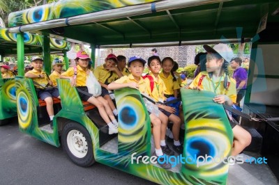 Primary Students Visit The Zoo, In The Jul 27, 2016. Bangkok Thailand Stock Photo