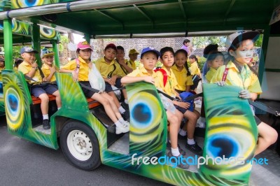 Primary Students Visit The Zoo, In The Jul 27, 2016. Bangkok Thailand Stock Photo