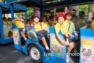 Primary Students Visit The Zoo, In The Jul 27, 2016. Bangkok Thailand Stock Photo