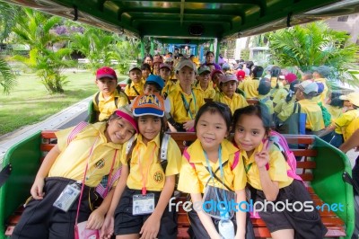 Primary Students Visit The Zoo, In The Jul 27, 2016. Bangkok Thailand Stock Photo