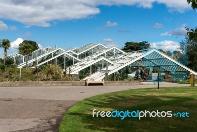 Princess Of Wales Conservatory At Kew Gardens Stock Photo