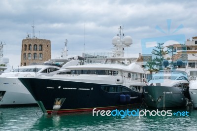 Puerto Banus, Andalucia/spain - July 6 : View Of The Harbour In Stock Photo