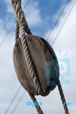 Pulley On An Old Yacht Moored In Los Christianos Harbour Tenerif… Stock Photo