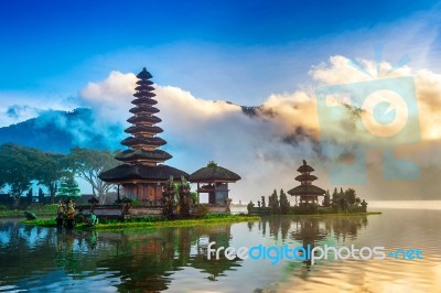 Pura Ulun Danu Bratan Temple In Bali, Indonesia Stock Photo