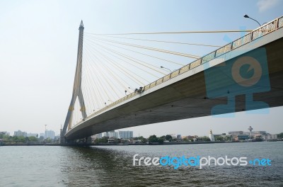 Rama Viii Bridge Over The Chao Praya River In Bangkok, Thailand Stock Photo