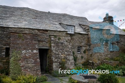 Rear Of The Old Post Office In Tintagel Stock Photo