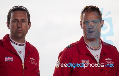 Red Arrows Pilots Entertaining The Crowds At Biggin Hill Stock Photo